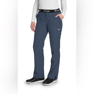 GREY’S ANATOMY CLASSIC AUBREY PANT – 3 POCKET SCRUB PANTS IN STEEL